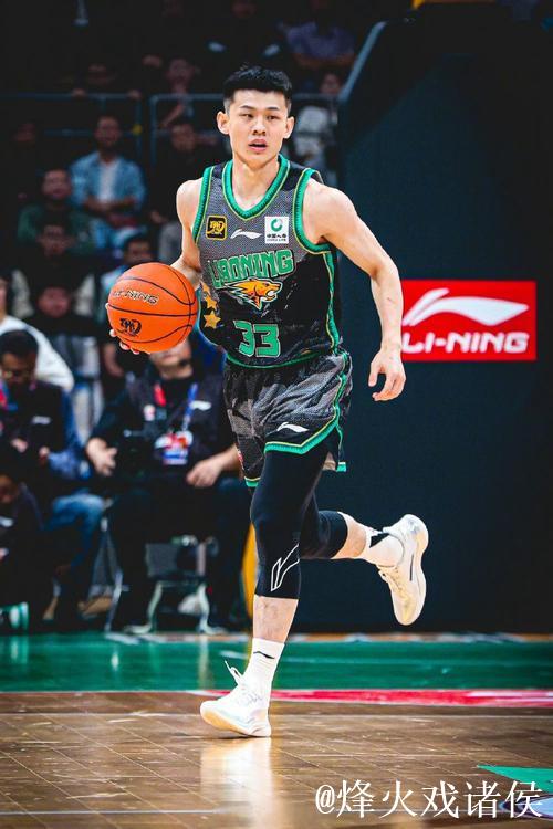 王岚嵚：这场感觉出手就能进，我们现在希望从防守带动进攻
